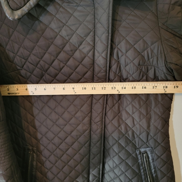 Women's DKNY Quilted Puffer Jacket Coat size Medium Brown - Picture 8 of 9